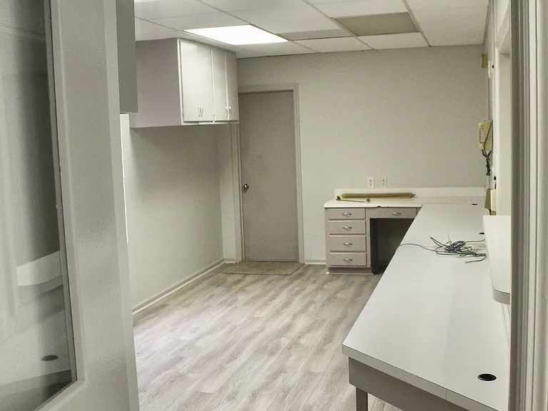 1505 W 3rd Ave #A — Photo 8