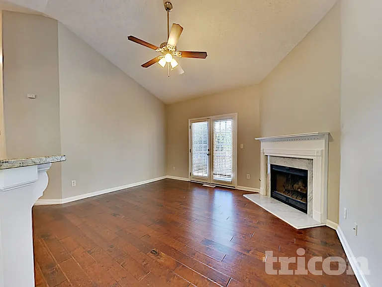806 Board Walk Ct — Photo 4