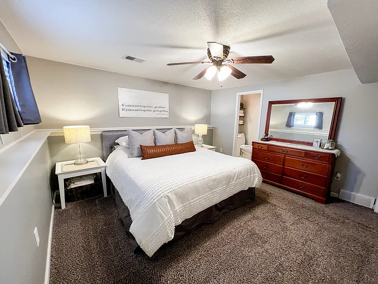 323 SE Melody Ln — Photo 42