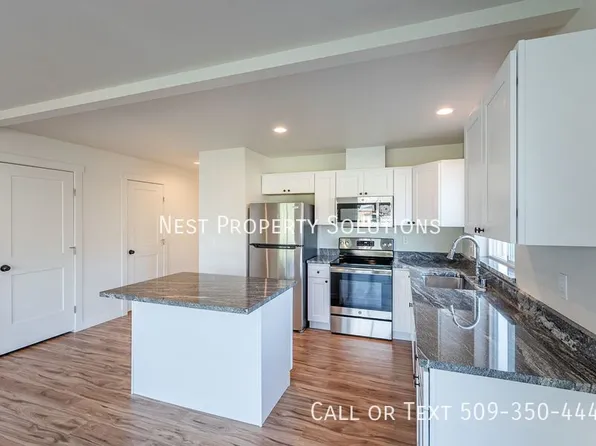 1073 S Grand Dr #A, Moses Lake, WA 98837