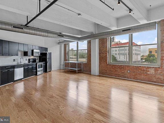 5th image of 444 N 4th St Unit 306