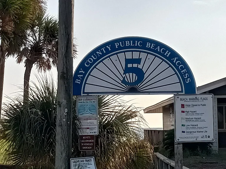 Easy Beach access only 3 blocks from your new home