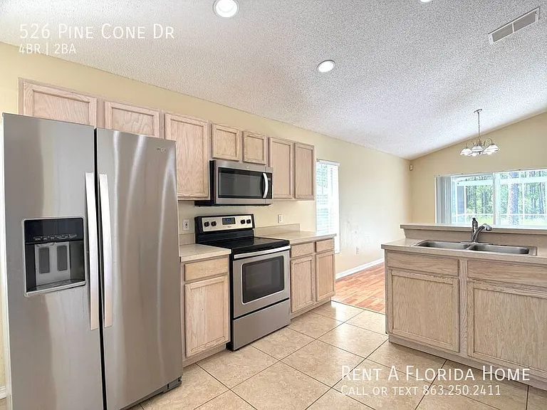 526 Pine Cone Dr — Photo 10