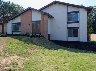 5920 Hall St, Springfield, VA 22152