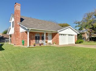 6512 Woodway Dr, Fort Worth, TX 76133