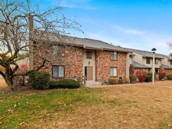 3 Amato Drive APT C, South Windsor, CT 06074