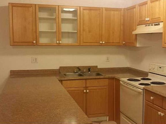4th image of 12120 NE 6th Ave APT 11