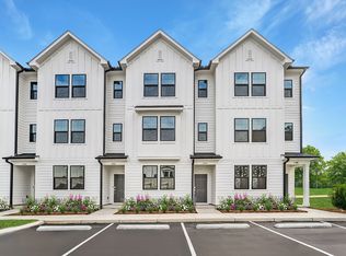 2302 Oakwood Meadows Ct, Raleigh, NC 27604