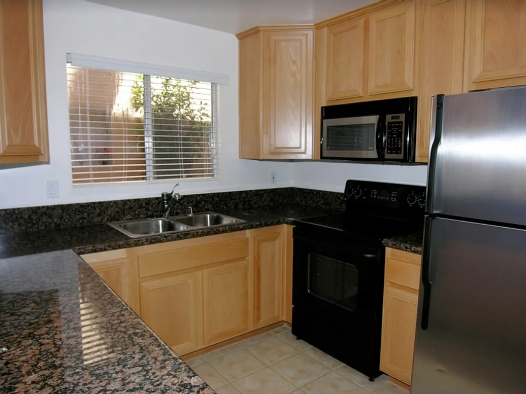 Rock Springs East — Photo 4