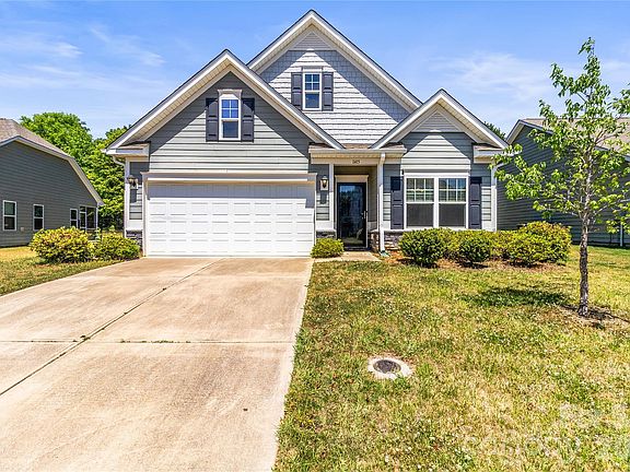 2nd image of 1415 Troon Dr