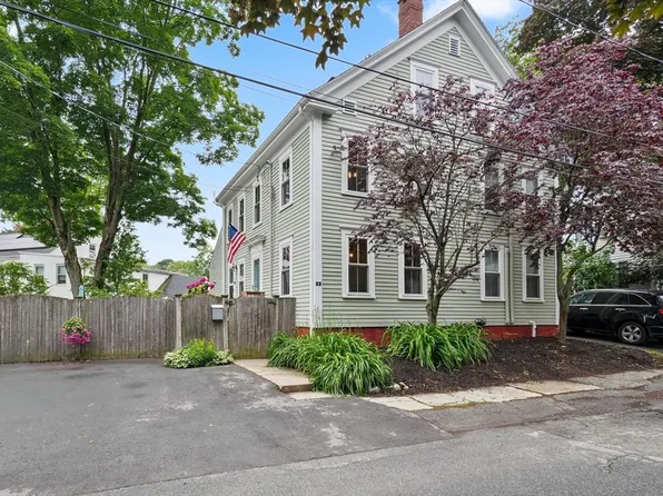 4 Winter St #4, Amesbury, MA 01913