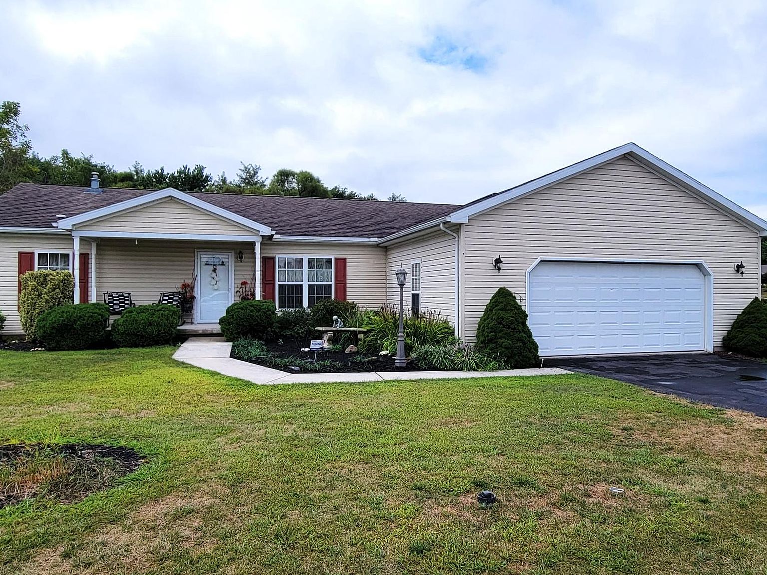 2 Madeleine Dr, Myerstown, PA 17067 Zillow