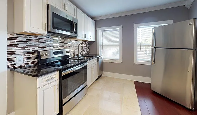 315 S Beech St #11 — Photo 4