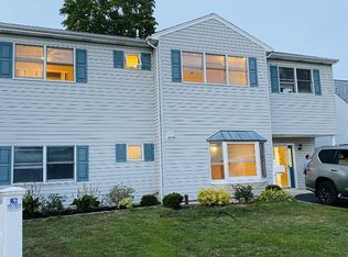 11 Mercadante Pl, Glen Cove, NY 11542