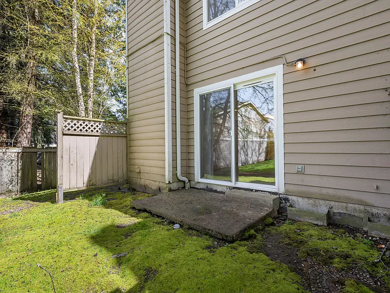 1318 9th St SE #1318 — Photo 20