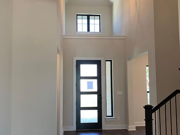 2nd image of 19412 Serenity Ln