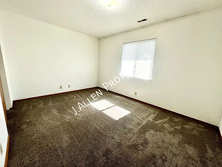 904 Riverfront Rd #24 — Photo 4