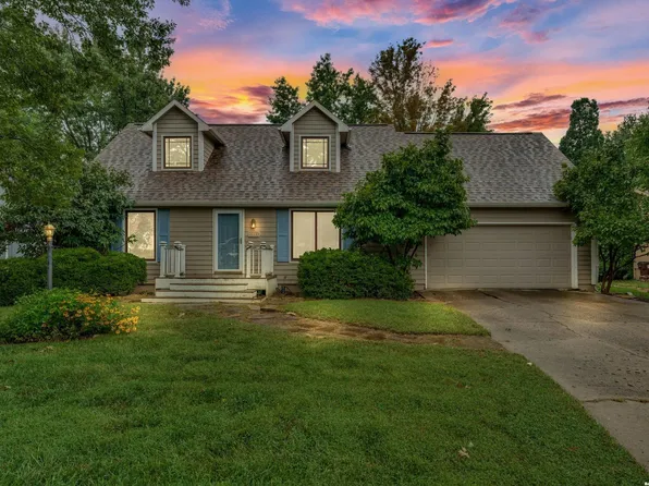 3613 Parkview Ct, Lawrence, KS 66049