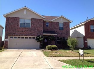 18115 Ravensbrook Ln, Cypress, TX 77429