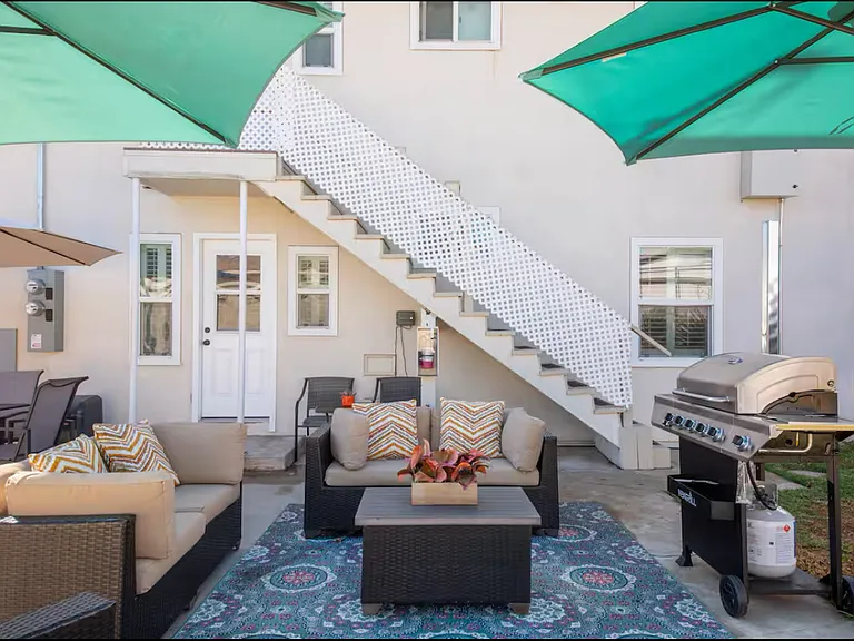 6016 S Fairfax Ave #6016 — Photo 30