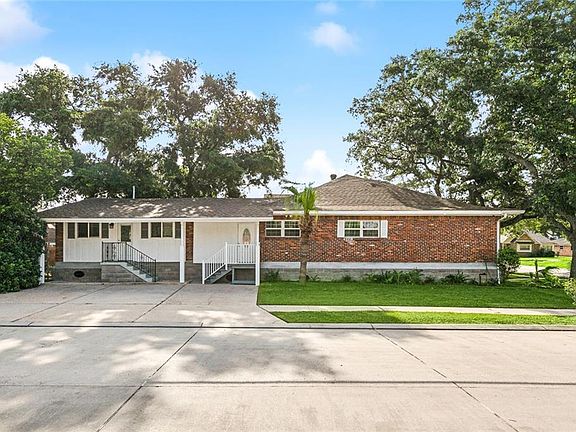 3rd image of 5400 Lacour Monique St