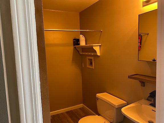4th image of 540 E Linden St #540