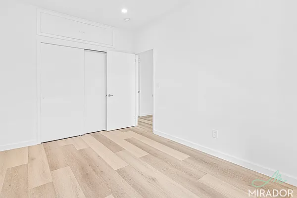 Rented by Mirador Real Estate | media 6