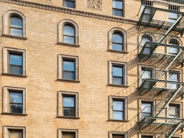 214 Mulberry Street image 7 of 12