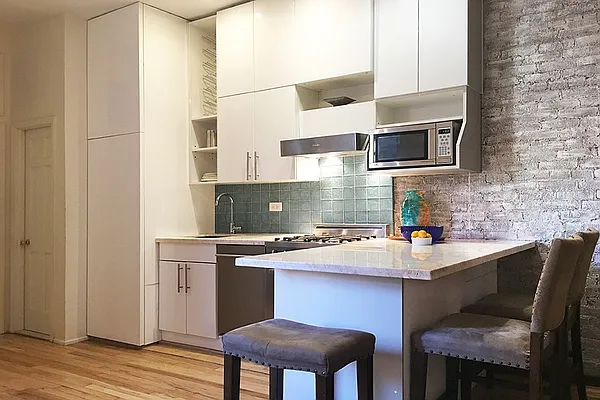 Rented by Corcoran | media 14