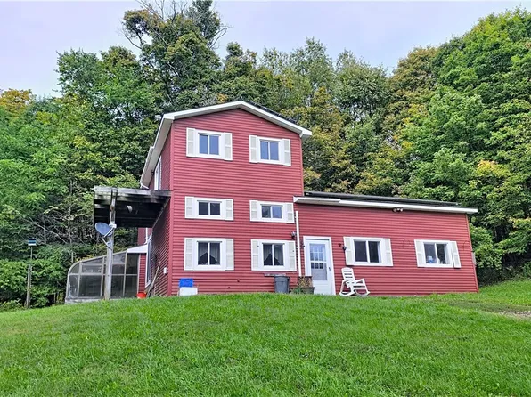 2752 Hathaway Rd, Moravia, NY 13118