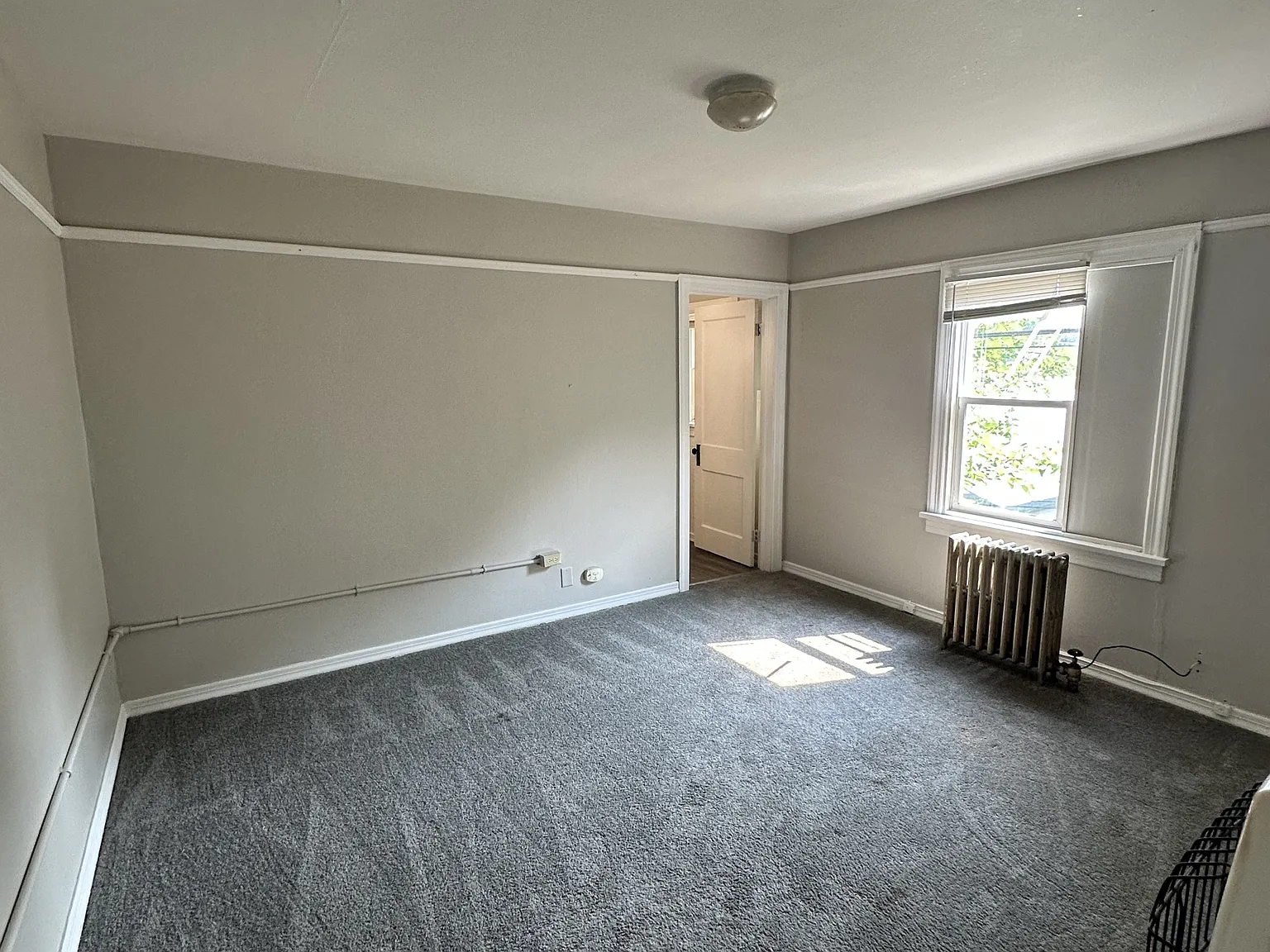 1422 Central Avenue - 4 — Photo 4