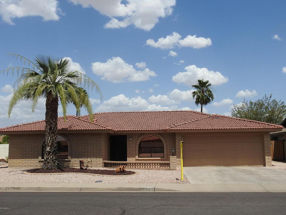 1st image of 2441 S Honeysuckle Cir