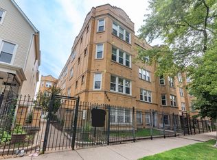 3555 W Lyndale St APT 1D, Chicago, IL 60647