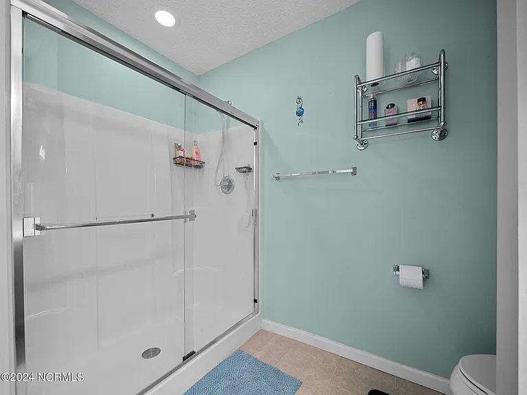 204 Jasmine Ln — Photo 37