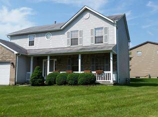 5503 Meadow Grove Dr, Grove City, OH 43123