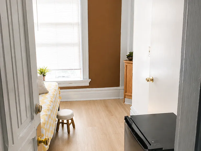1014 N Garden St — Photo 11