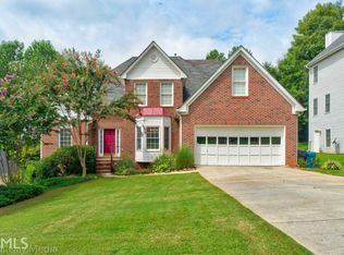 834 Georgian Point Dr, Lawrenceville, GA