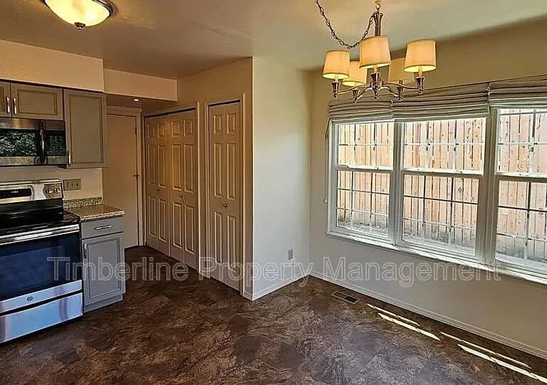 7045 Sproul Ln — Photo 13