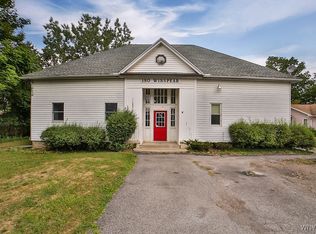 180 Winspear Rd, Elma, NY 14059