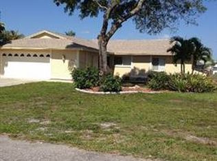 3717 SW 5th Pl, Cape Coral, FL 33914