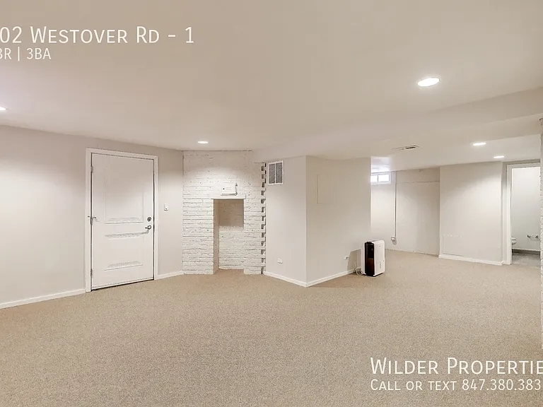 102 Westover Rd #1 — Photo 22