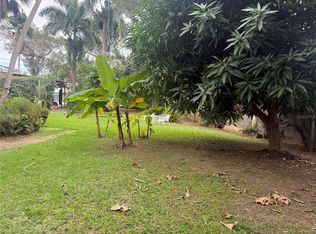 Calle Pedrosa Garden Hls, Guaynabo, PR 00966