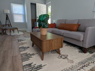 1109 McComb Ln, Pittsburgh, PA 15239