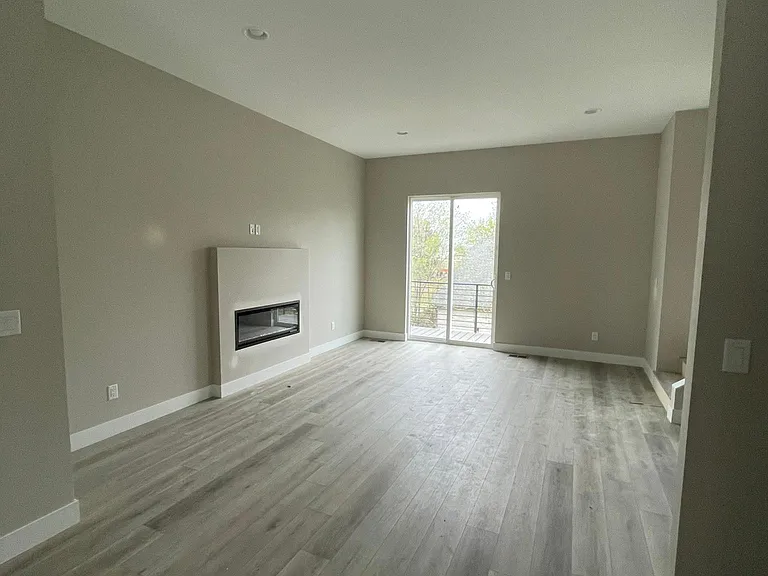 6025 Ames St — Photo 2