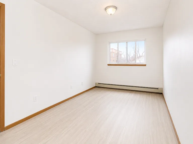 315 4th Ave S #303 — Photo 14