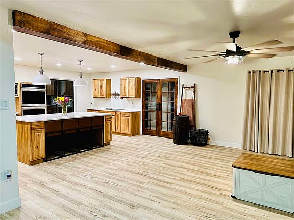 4th image of 1305 NE Briarcliff Cir