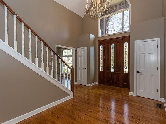 Stunning 2 story entry