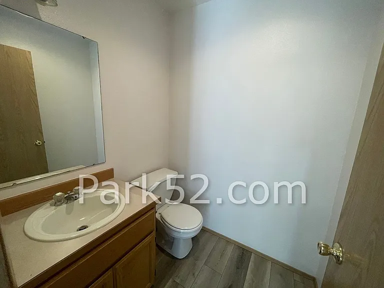 3220 Morrison Rd W — Photo 8