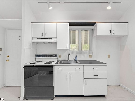 5th image of 5327 Berkshire Valley Rd #8