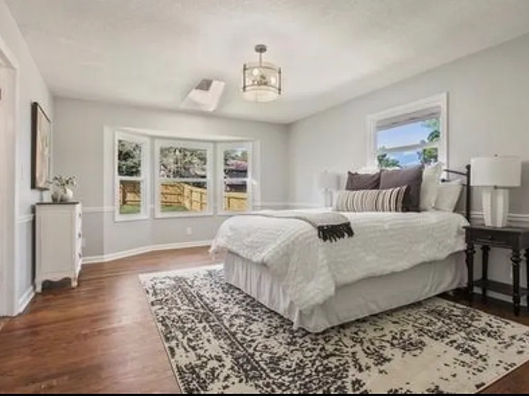1704 NE 68th Pl — Photo 7